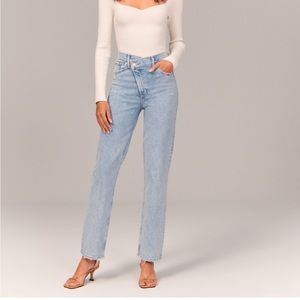 Abercrombie 90’s straight leg, light wash, cross cross waist, jeans